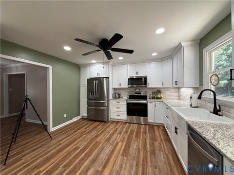 Tiny photo for 932 Germar Court, Colonial Heights, VA 23834 (MLS # 2623512)