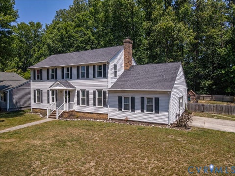 Tiny photo for 932 Germar Court, Colonial Heights, VA 23834 (MLS # 2623512)