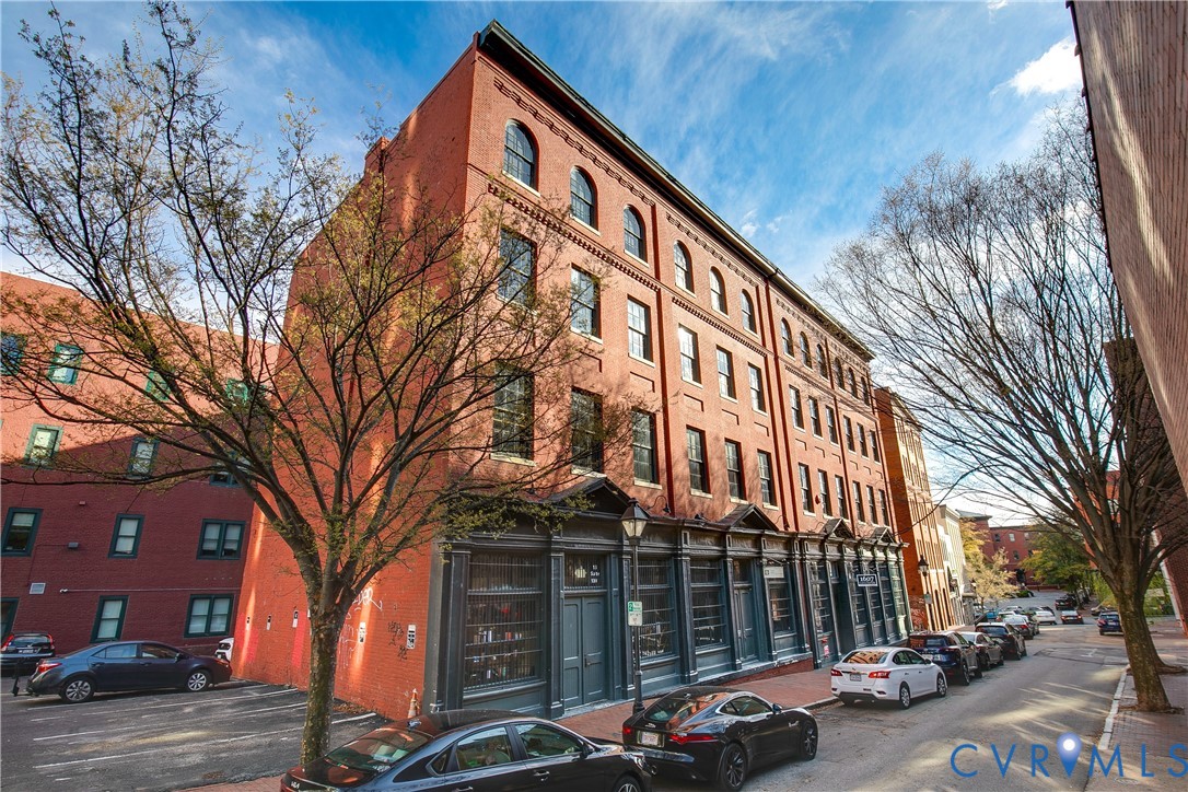 13 S 13th Street