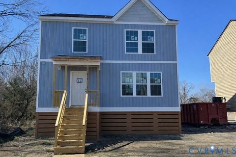 Photo of 815 Kirby Street, West Point, VA 23181 (MLS # 2614797)