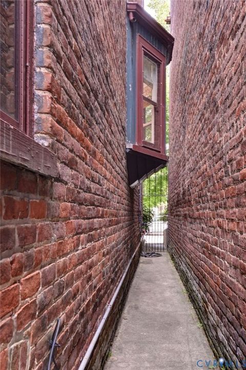 Tiny photo for 2507 Kensington Avenue, Richmond, VA 23220 (MLS # 2612974)
