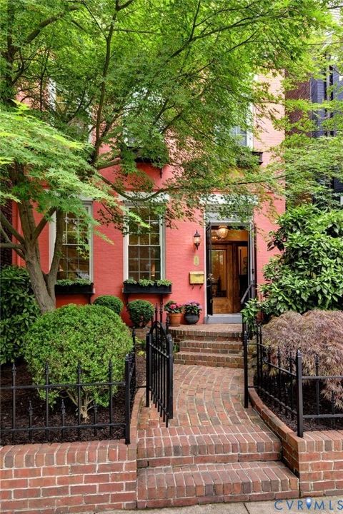 Photo of 2507 Kensington Avenue, Richmond, VA 23220 (MLS # 2612974)