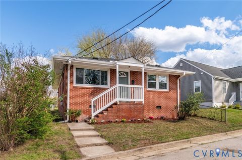 Tiny photo for 727 S Jones Street, Petersburg, VA 23803 (MLS # 2607271)
