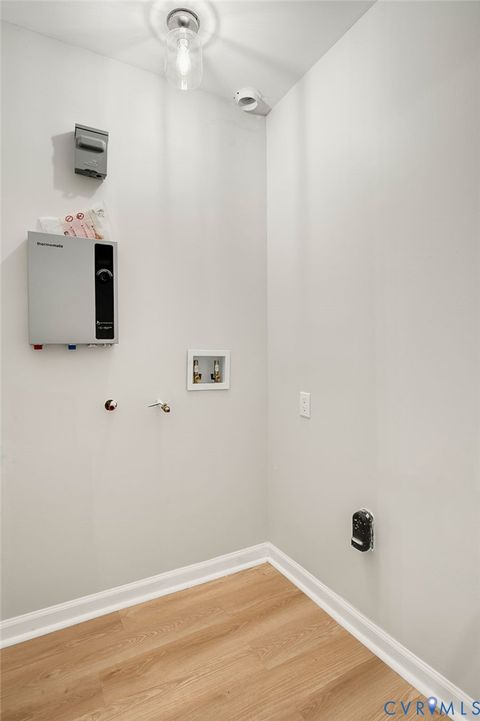 Tiny photo for 727 S Jones Street, Petersburg, VA 23803 (MLS # 2607271)