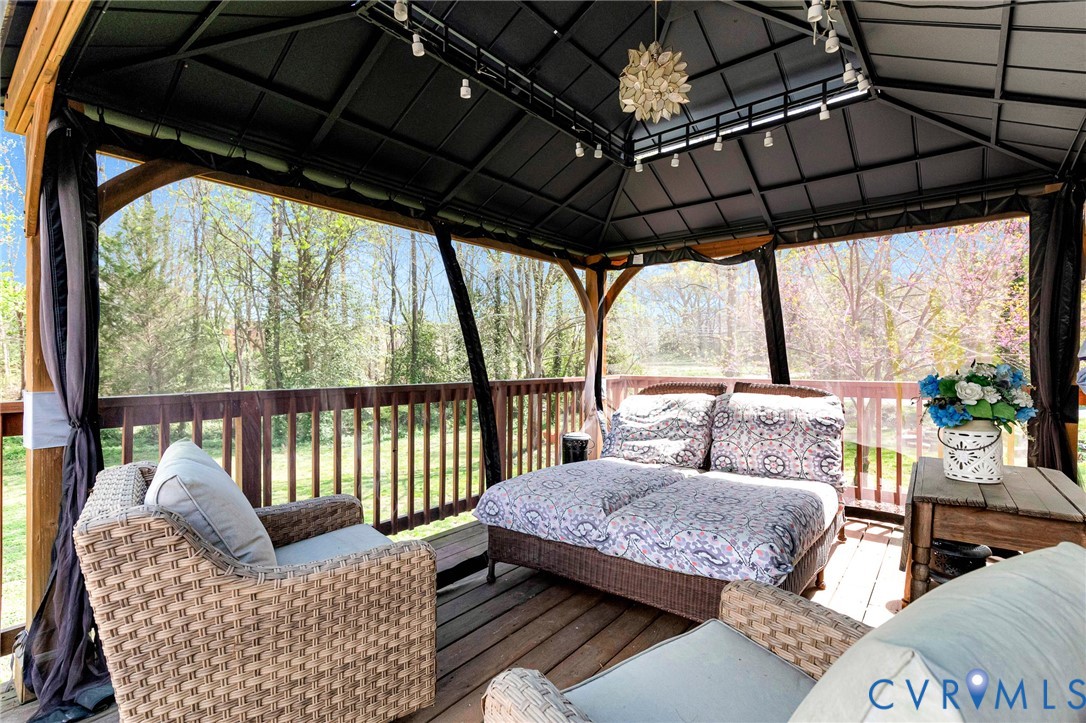 2700 Normandale Avenue