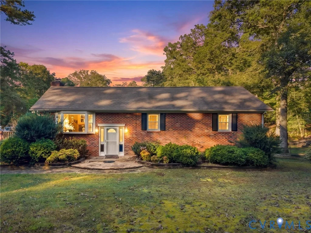 8251 Old Roxbury Road