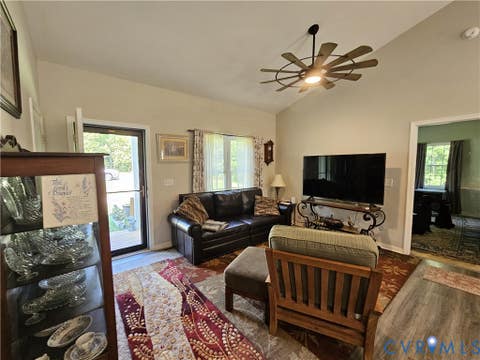 Tiny photo for 551 Poorhouse Road, Rice, VA 23966 (MLS # 2622724)