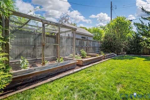 Tiny photo for 211 Commonwealth Avenue, Richmond, VA 23221 (MLS # 2611222)
