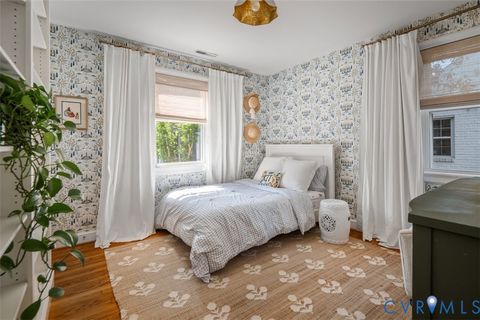 Tiny photo for 211 Commonwealth Avenue, Richmond, VA 23221 (MLS # 2611222)