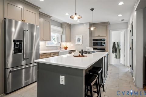 Tiny photo for 211 Commonwealth Avenue, Richmond, VA 23221 (MLS # 2611222)
