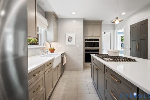 Tiny photo for 211 Commonwealth Avenue, Richmond, VA 23221 (MLS # 2611222)