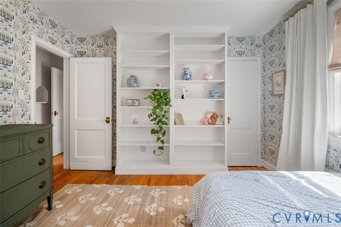 Tiny photo for 211 Commonwealth Avenue, Richmond, VA 23221 (MLS # 2611222)