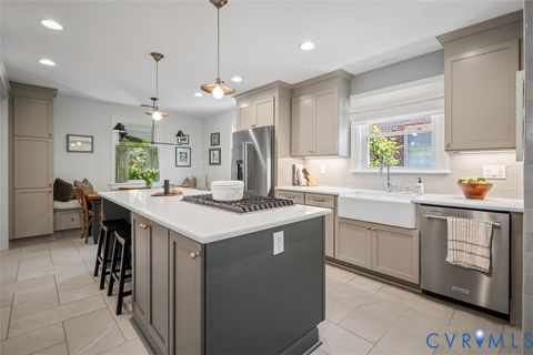 Tiny photo for 211 Commonwealth Avenue, Richmond, VA 23221 (MLS # 2611222)