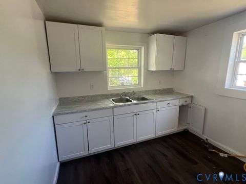 Tiny photo for 102 Culpepper Avenue, Petersburg, VA 23803 (MLS # 2612504)
