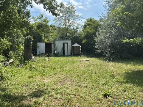 Tiny photo for 102 Culpepper Avenue, Petersburg, VA 23803 (MLS # 2612504)