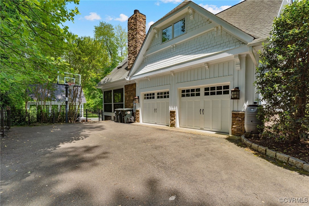 8600 River Road