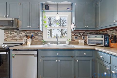 Tiny photo for 7457 Shire Parkway, Mechanicsville, VA 23111 (MLS # 2607892)