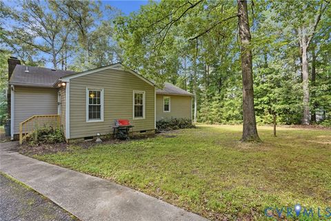 Tiny photo for 624 Terra Alta Drive, Manquin, VA 23009 (MLS # 2617345)