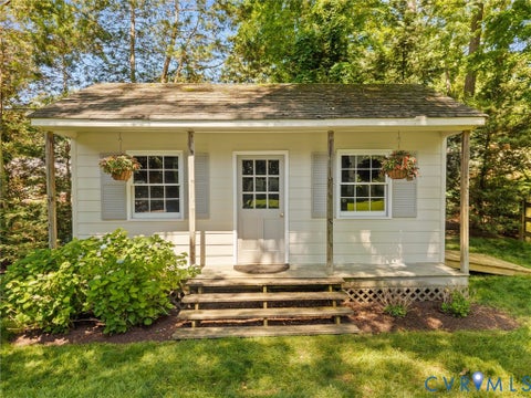 Tiny photo for 222 E Brook Run Drive, Richmond, VA 23238 (MLS # 2623681)