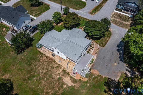 Tiny photo for 34 Oakland Street ST, Kilmarnock, VA 22482 (MLS # 2615596)