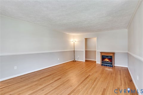 Tiny photo for 34 Oakland Street ST, Kilmarnock, VA 22482 (MLS # 2615596)