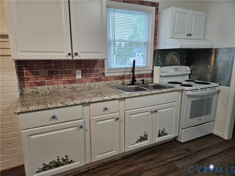 Tiny photo for 15726 Allen Drive, Dinwiddie, VA 23841 (MLS # 2612284)