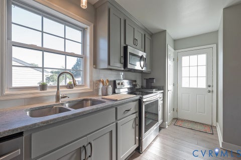 Tiny photo for 2523 Bent Oaks Drive, Colonial Heights, VA 23834 (MLS # 2628106)