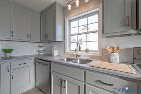 Tiny photo for 2523 Bent Oaks Drive, Colonial Heights, VA 23834 (MLS # 2628106)