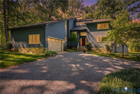 Photo of 1077 Copper Line Road, Bumpass, VA 23024 (MLS # 2625187)