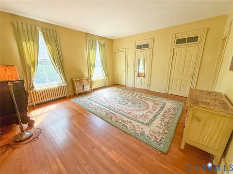 Tiny photo for 410 Brunswick Avenue, Blackstone, VA 23824 (MLS # 2609163)