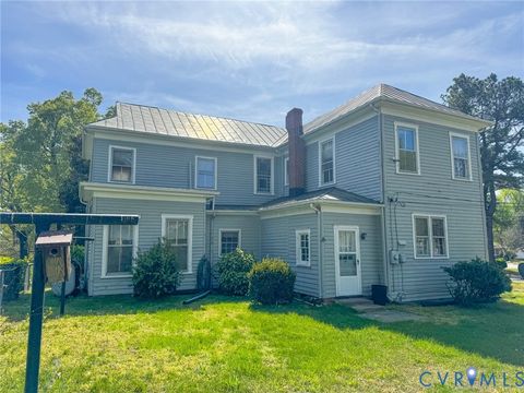 Tiny photo for 410 Brunswick Avenue, Blackstone, VA 23824 (MLS # 2609163)