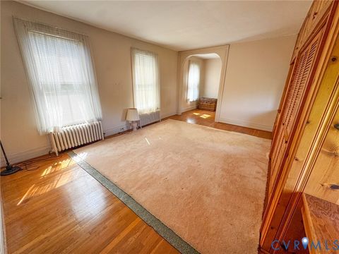 Tiny photo for 410 Brunswick Avenue, Blackstone, VA 23824 (MLS # 2609163)