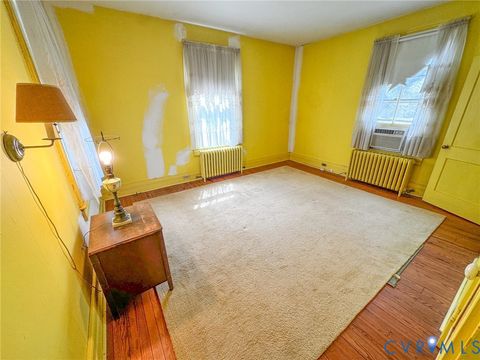 Tiny photo for 410 Brunswick Avenue, Blackstone, VA 23824 (MLS # 2609163)