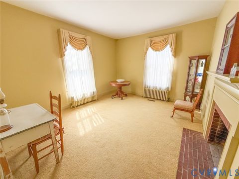 Tiny photo for 410 Brunswick Avenue, Blackstone, VA 23824 (MLS # 2609163)