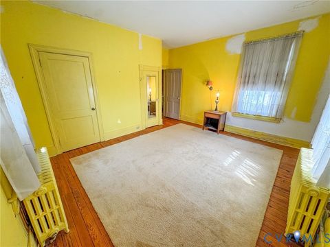 Tiny photo for 410 Brunswick Avenue, Blackstone, VA 23824 (MLS # 2609163)