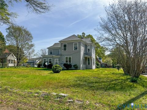 Tiny photo for 410 Brunswick Avenue, Blackstone, VA 23824 (MLS # 2609163)