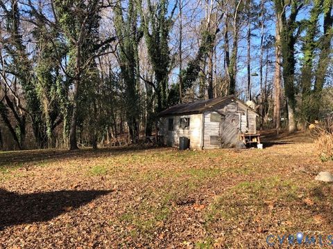 Tiny photo for 135 Atlantic Avenue, Claremont, VA 23899 (MLS # 2533540)