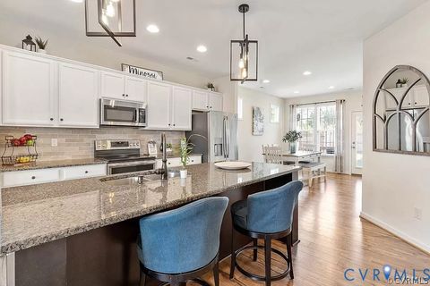 Tiny photo for 16913 Thornapple Run, Moseley, VA 23120 (MLS # 2616387)
