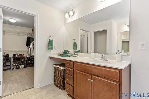 Tiny photo for 16913 Thornapple Run, Moseley, VA 23120 (MLS # 2616387)