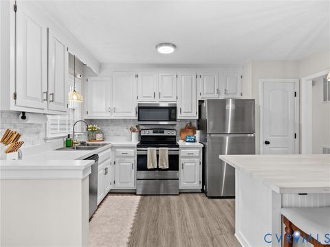 Tiny photo for 7059 Poteet Lane, Mechanicsville, VA 23111 (MLS # 2607257)