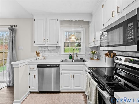 Tiny photo for 7059 Poteet Lane, Mechanicsville, VA 23111 (MLS # 2607257)