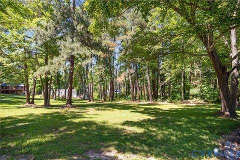 Tiny photo for 448 Lake Caroline Drive, Ruther Glen, VA 22546 (MLS # 2619075)