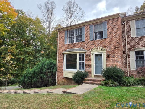 Tiny photo for 136 Popular Court, Farmville, VA 23901 (MLS # 2626868)