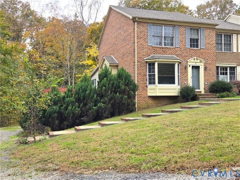 Photo of 136 Popular Court, Farmville, VA 23901 (MLS # 2626868)