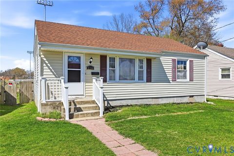 Tiny photo for 510 Chestnut Avenue, Colonial Heights, VA 23834 (MLS # 2606746)