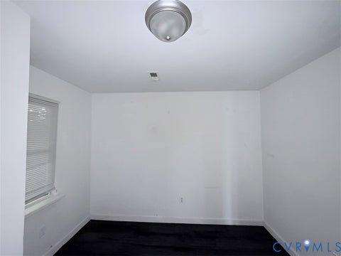 Tiny photo for 2419 Everett Street, Richmond, VA 23224 (MLS # 2624880)