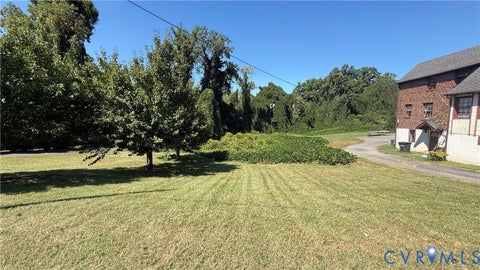 Photo of 507 E Church Street, Martinsville, VA 24112 (MLS # 2626494)