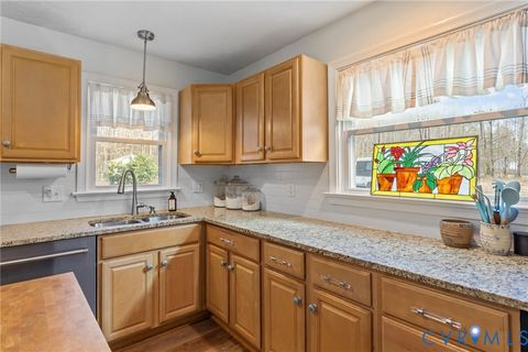 Tiny photo for 16 McCutcheon Avenue, Columbia, VA 23038 (MLS # 2606933)