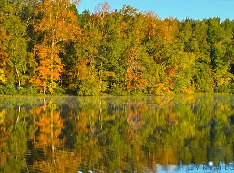 Tiny photo for 16 McCutcheon Avenue, Columbia, VA 23038 (MLS # 2606933)