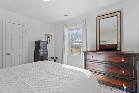 Tiny photo for 16 McCutcheon Avenue, Columbia, VA 23038 (MLS # 2606933)